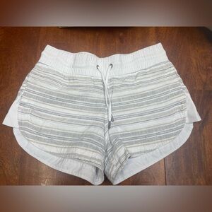 Athleta striped linen shorts size 4